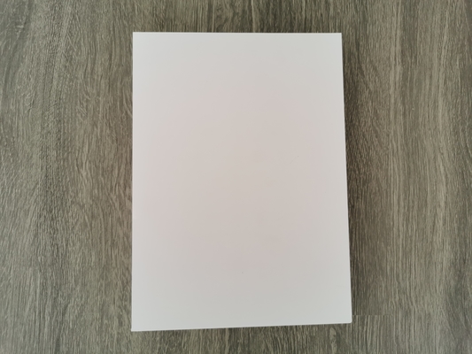 Weißes glattes Oberflächen-20mm Hart-PVC-Schaum-Brett für Stich