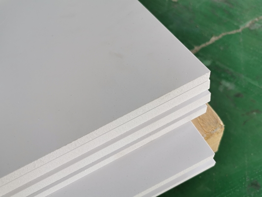 Flach 4x8ft 18mm Möbel PVC schäumen Brett mit glatter Oberfläche