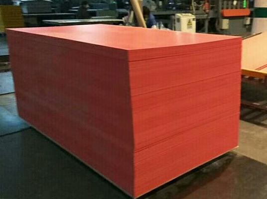 Leichtes rotes Blatt PVC-0.55g/Cm3, 5mm dekoratives Schaum-Brett