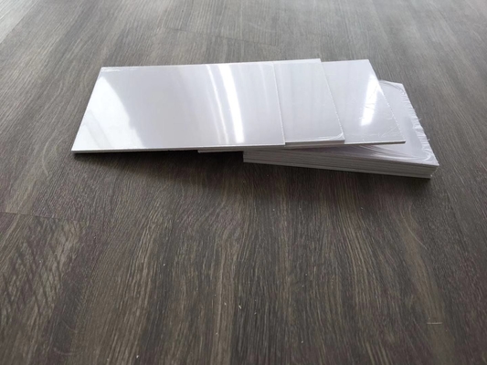 UV-beständige Hart-PVC-Schaumplatte 4 x 8 Fuß 3 mm mit harter Oberfläche